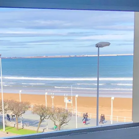 Apartamento Recién Reformado Con Vistas Y Acceso A La Playa * Gijón