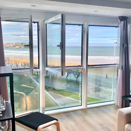 Apartamento Recién Reformado Con Vistas Y Acceso A La Playa Apartamento *