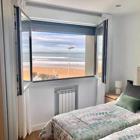 Apartamento Apartamento Recién Reformado Con Vistas Y Acceso A La Playa